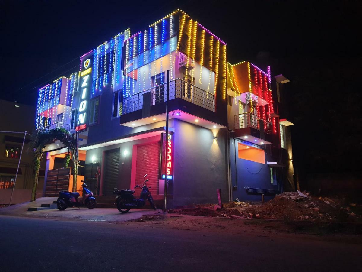 Mount Zion Holidays Hotel Kuttālam Exterior foto