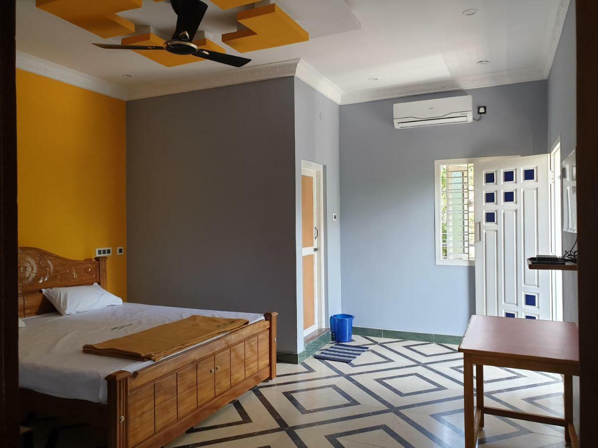 Mount Zion Holidays Hotel Kuttālam Exterior foto
